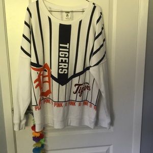 Detroit tigers sweater